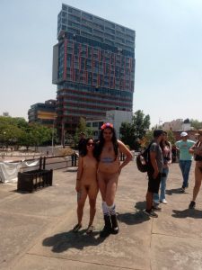 FxLKTldaAAE8nk5[1].jpg