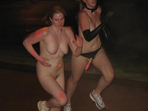 2000-2006_tuft_naked_squad_032