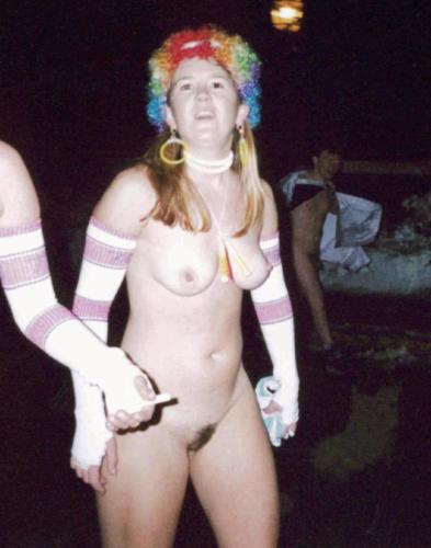 2000-2006_tuft_naked_squad_037