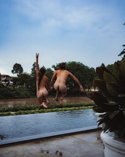 Silky_and_Ron_on_The_Road_002